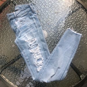 AEO ripped skinny jeans